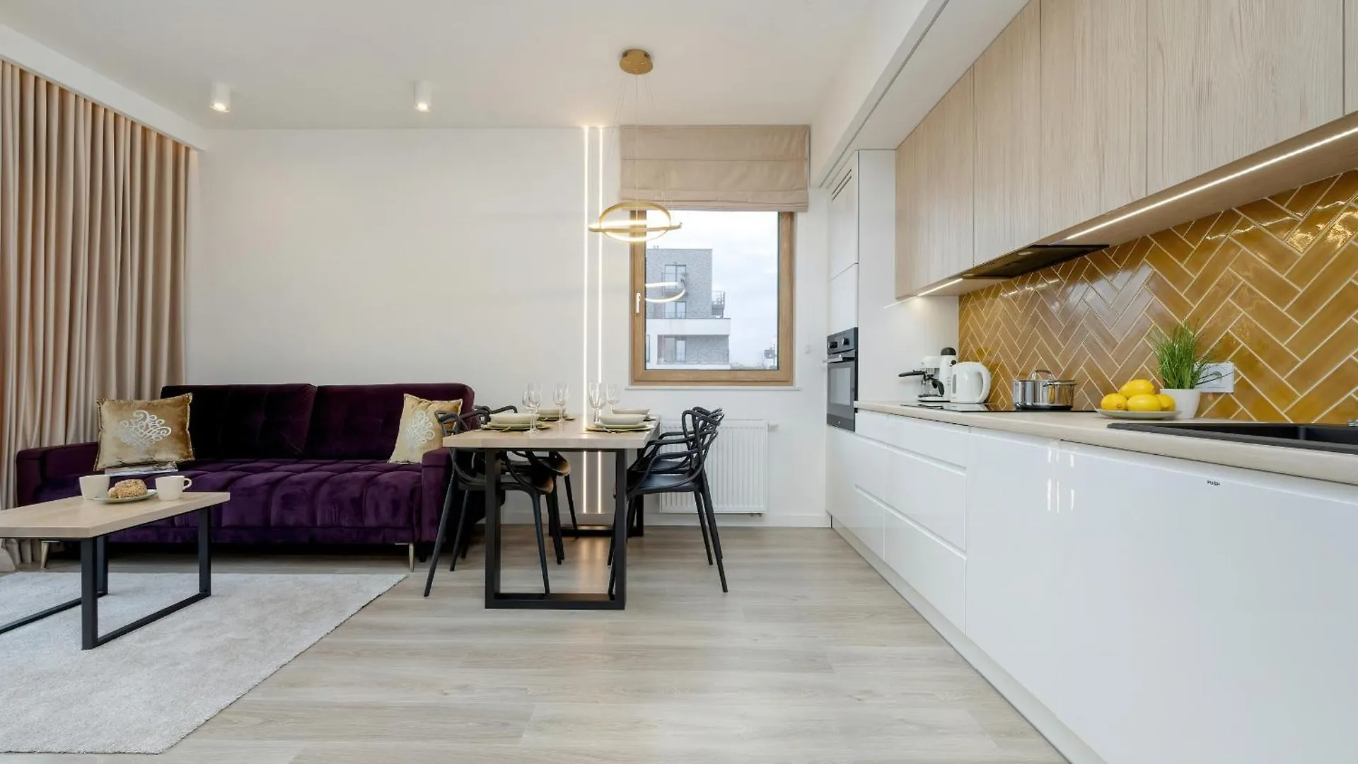 Mokotow Stylish Apartment With Parking & Balcony By Renters Prestige Warsaw