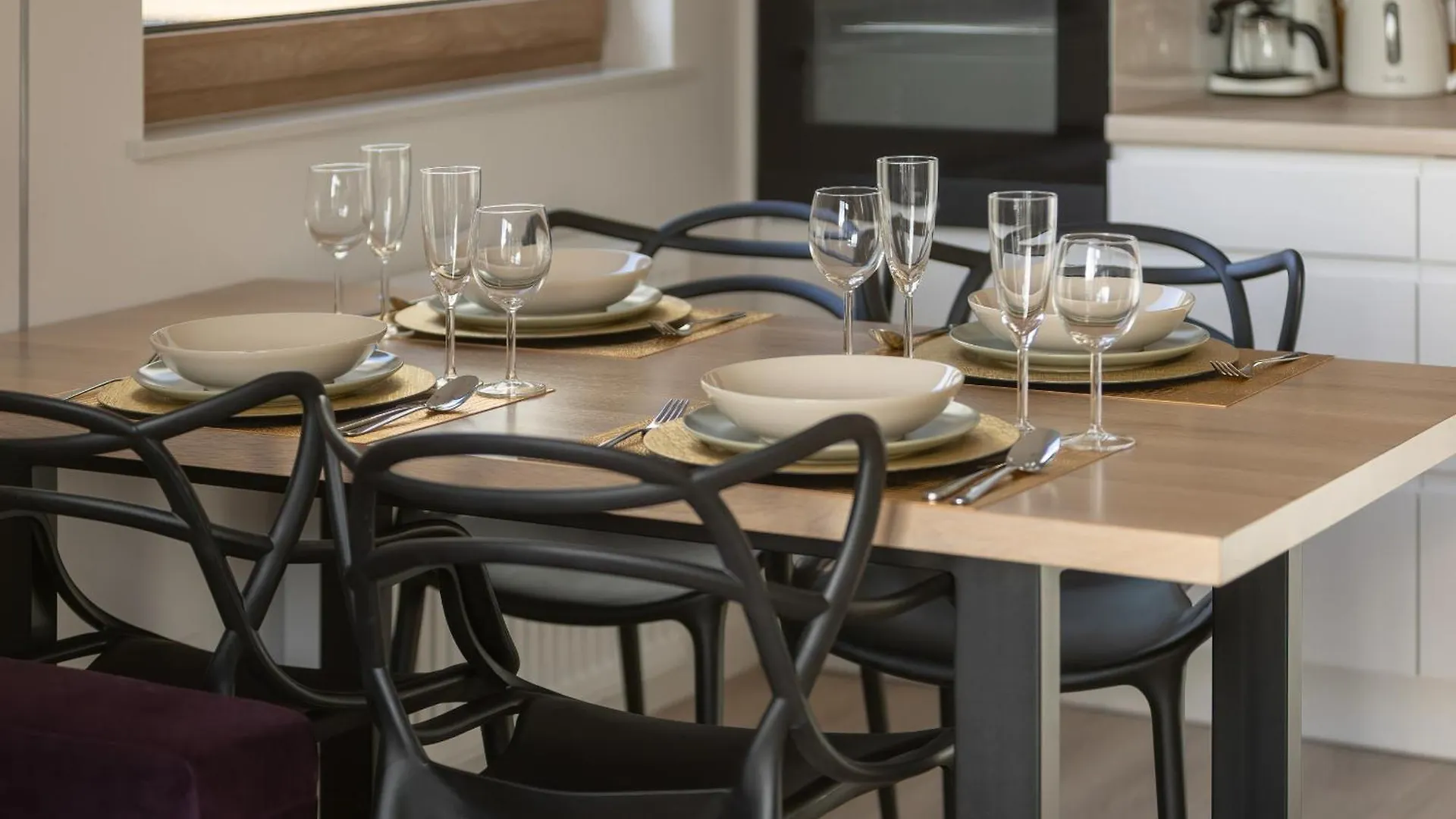 Mokotow Stylish Apartment With Parking & Balcony By Renters Prestige Warsaw