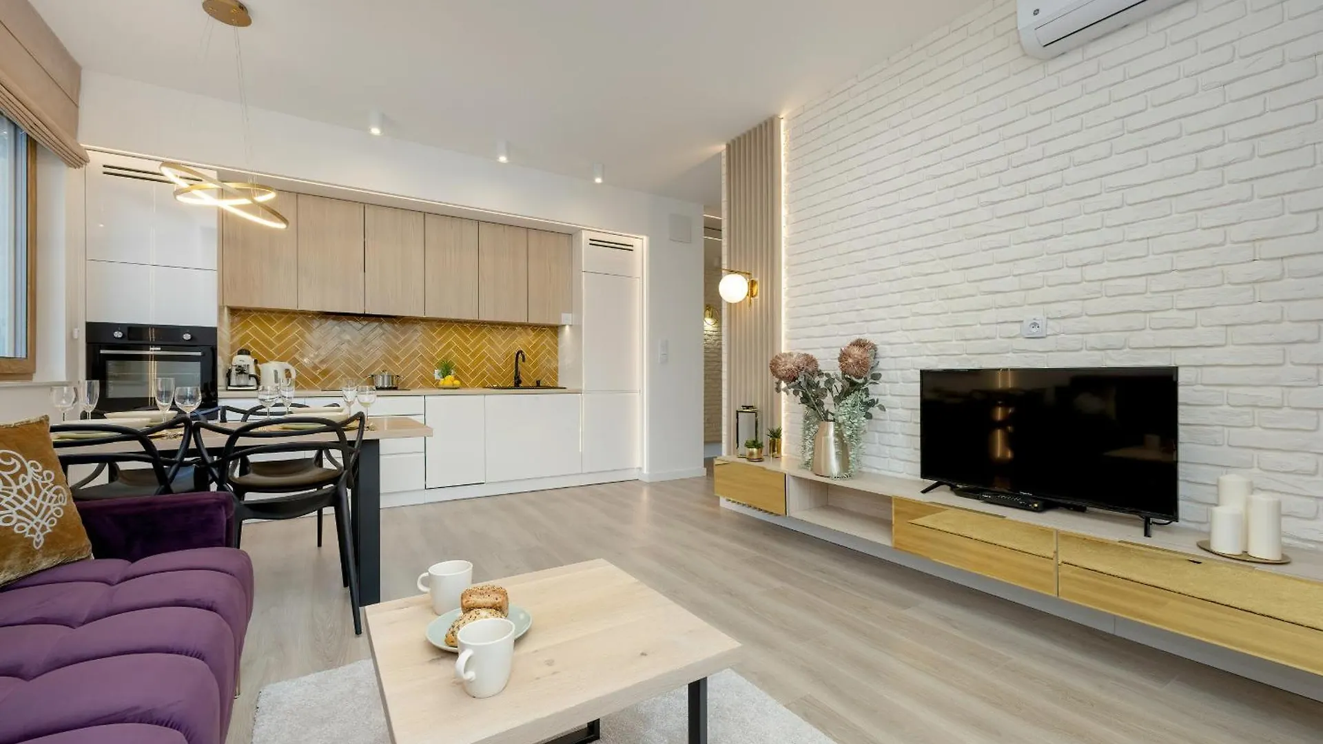 Mokotow Stylish Apartment With Parking & Balcony By Renters Prestige Warsaw 0*,  Poland